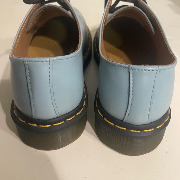 Women’s 9 - Picture 3 of 3